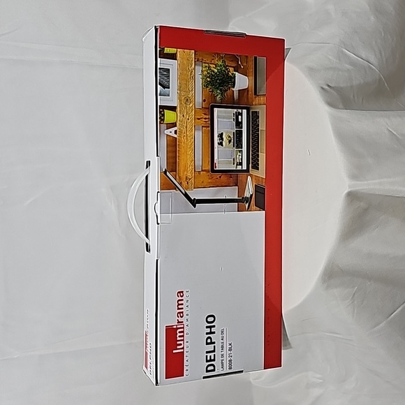 LED Table/Desk Lamp with Wireless Charger - Picture 4 of 9